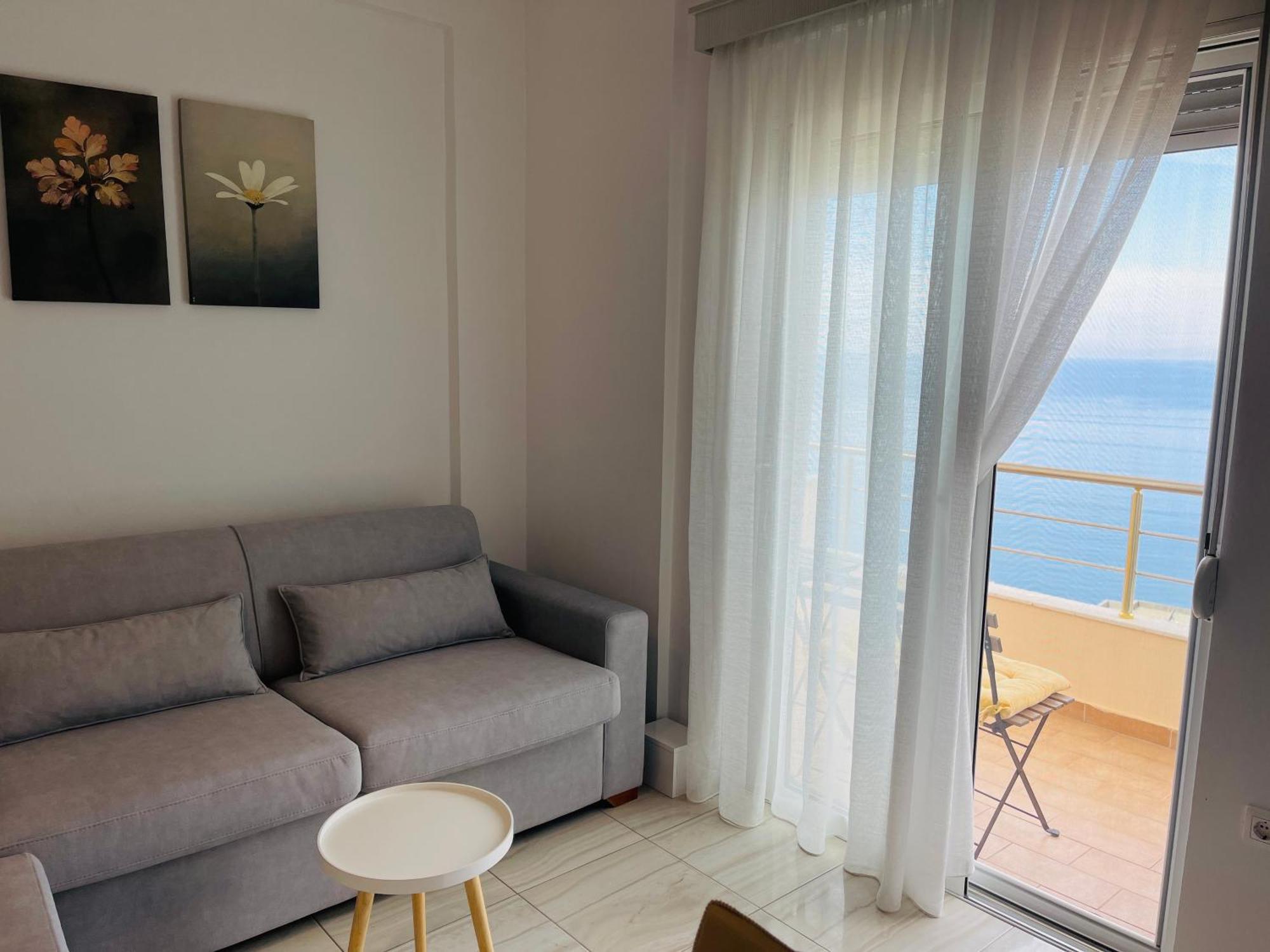 Jb Apartments Sarandë Esterno foto
